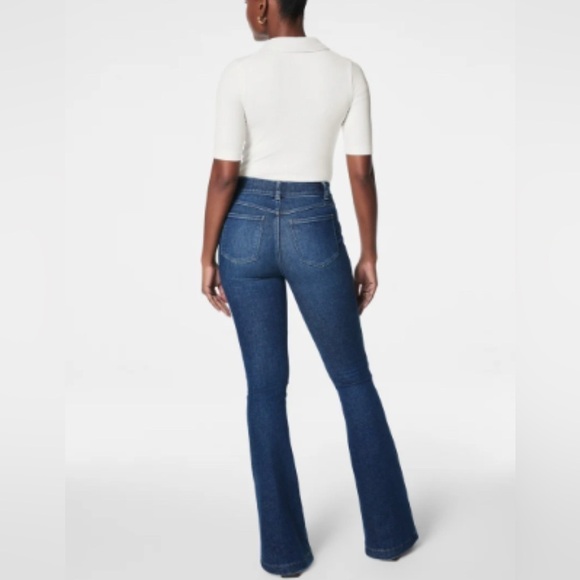Spanx Shape EveryWear Flare Jeans Authentic Blue - Picture 5 of 12